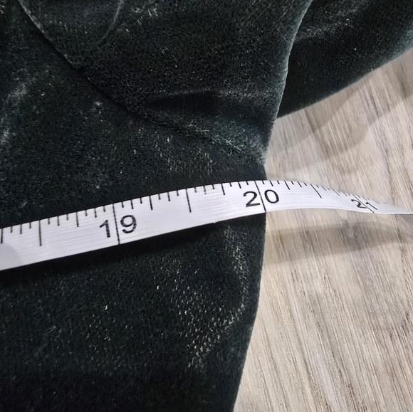 a new day Velvet Blazer in Dark Green - Picture 8 of 9